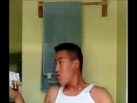 Chinese Guy on Web cam - hotnakedmen.net/chat
